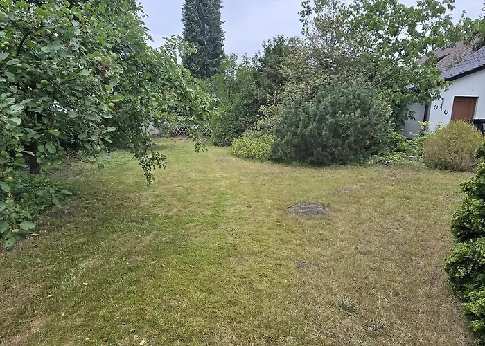 Allergruen, Terrasse, Garten, Stellplatz! Appartement